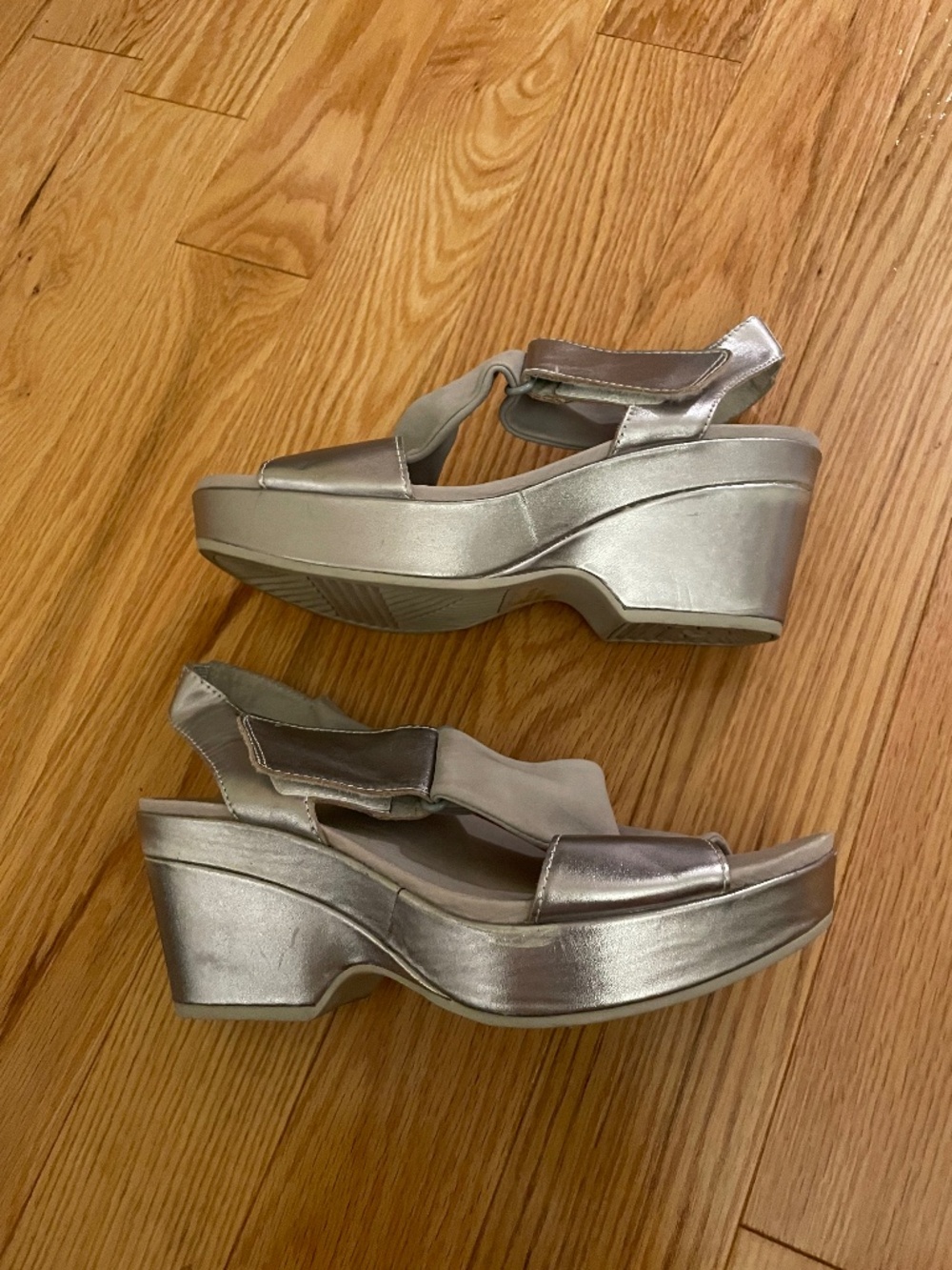 Earth, Women’s Sandals Size 9, Comfort